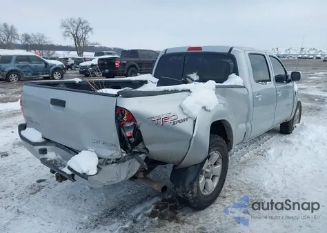 2008 Toyota Tacoma Base V6 z USA, uszkodzony, nr VIN 3TMMU52N18M006085